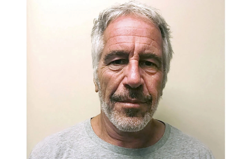 Affaire Epstein : le frère de Jeffrey Epstein évoque un « assassinat » et accuse le ministère de la Justice